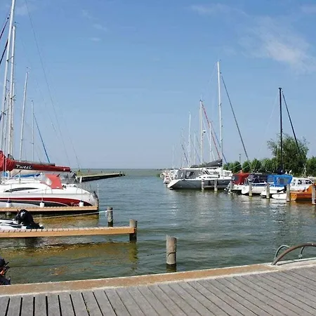 Vakantiehuis At The Saaler Bodden Saal