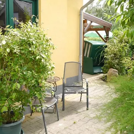 At The Saaler Bodden Vakantiehuis Saal