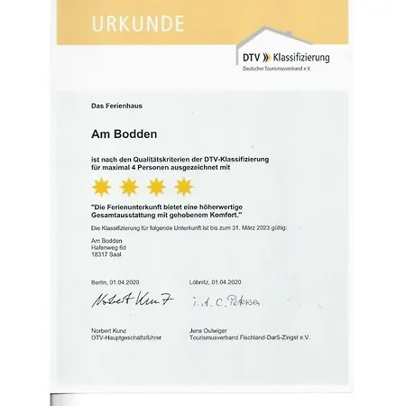 Vakantiehuis At The Saaler Bodden *